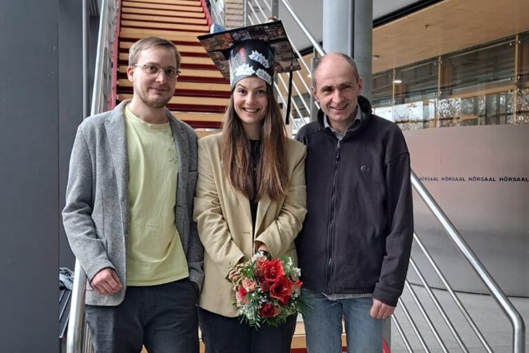 We congratulate Sabrina Schubert on successfully defending her doctoral thesis, ‘On Incentives and Strategic Provider Behaviour: Essays in Empirical Health Economics’